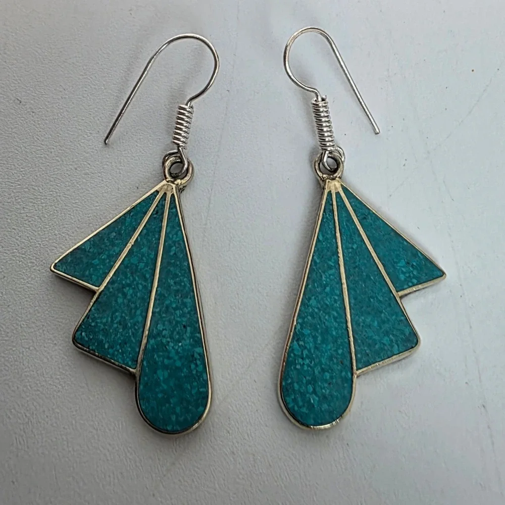 Tibetan Handmade Dangle Turquoise Earrings Silvertone Boho Ethnic Southwestern